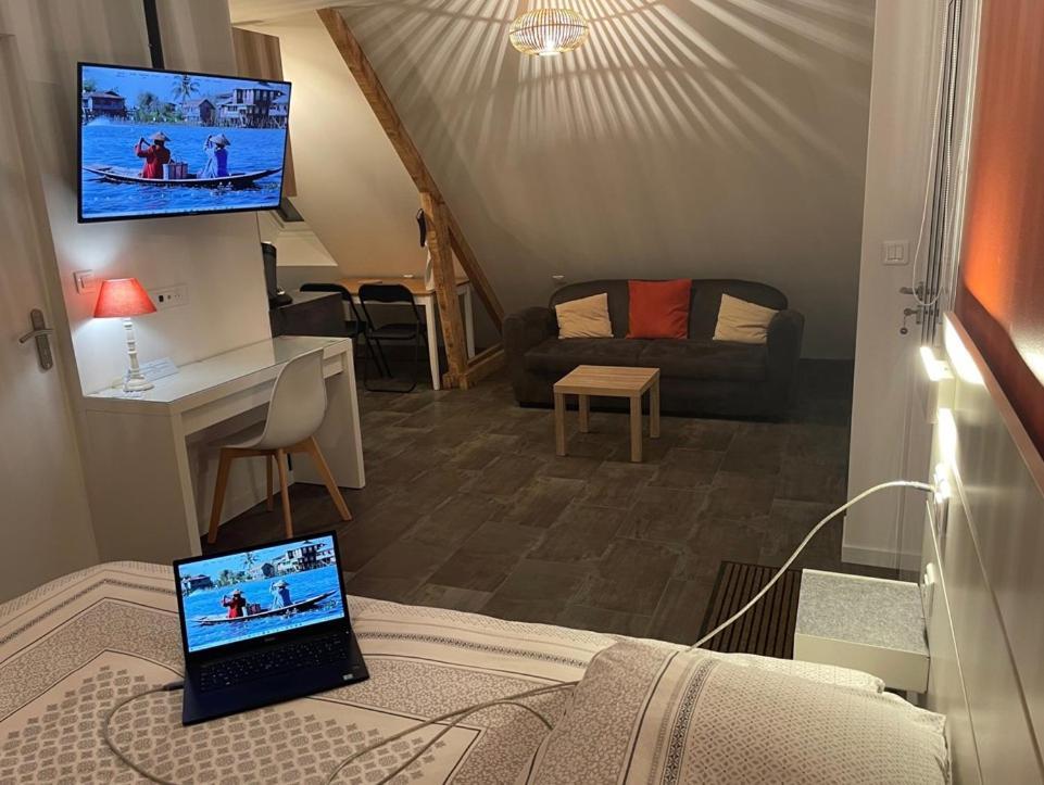 Charmant Studio Tout Confort Cesson Sevigne . Eksteriør billede